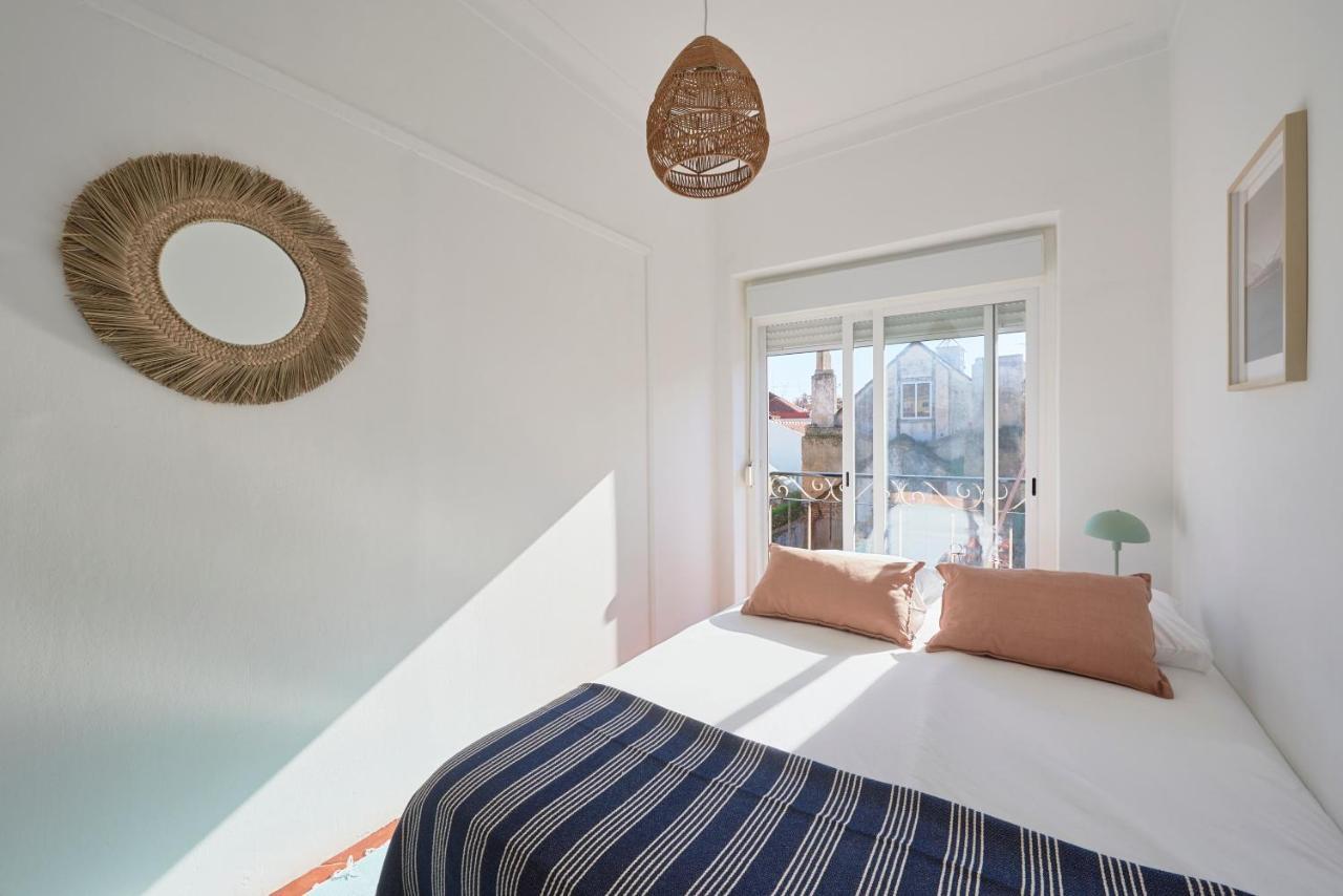Central & Sunny 2Br Apt Near Beach, By Timecooler Setúbal Exteriér fotografie
